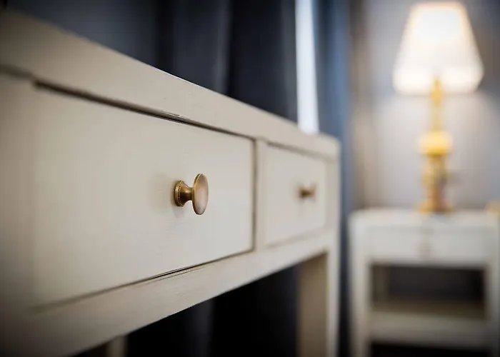 מלון Champerret Heliopolis פריז