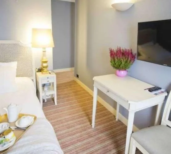 Champerret Heliopolis Отель 3*