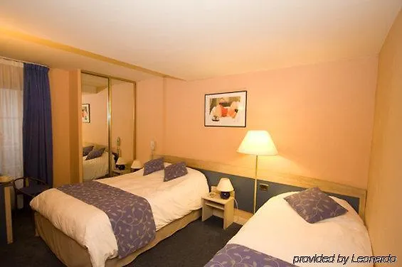 Отель Champerret Heliopolis 3*