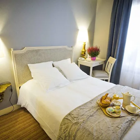 Champerret Heliopolis Hotel