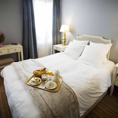 Champerret Heliopolis Hotel 3*