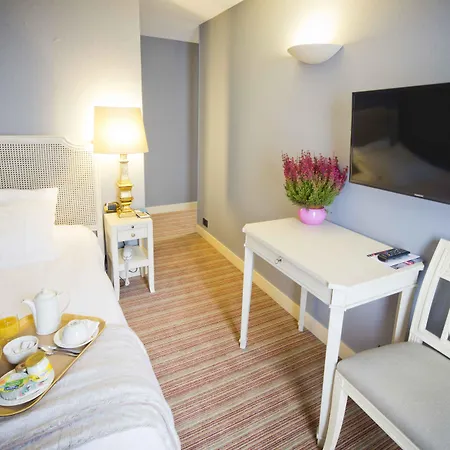 Champerret Heliopolis 3* Paris