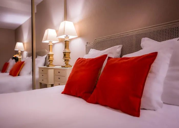 Champerret Heliopolis Hotel