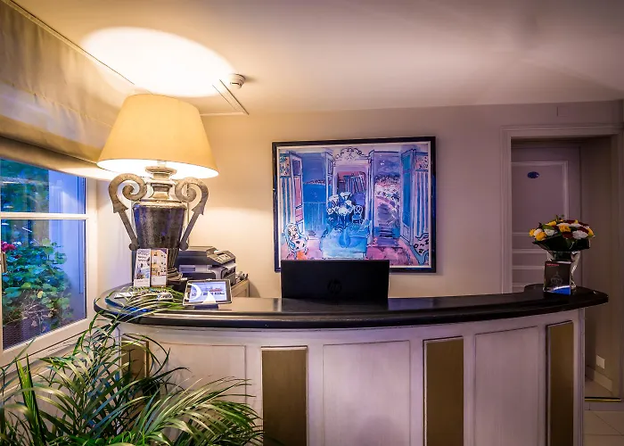 Champerret Heliopolis Hotell 3*